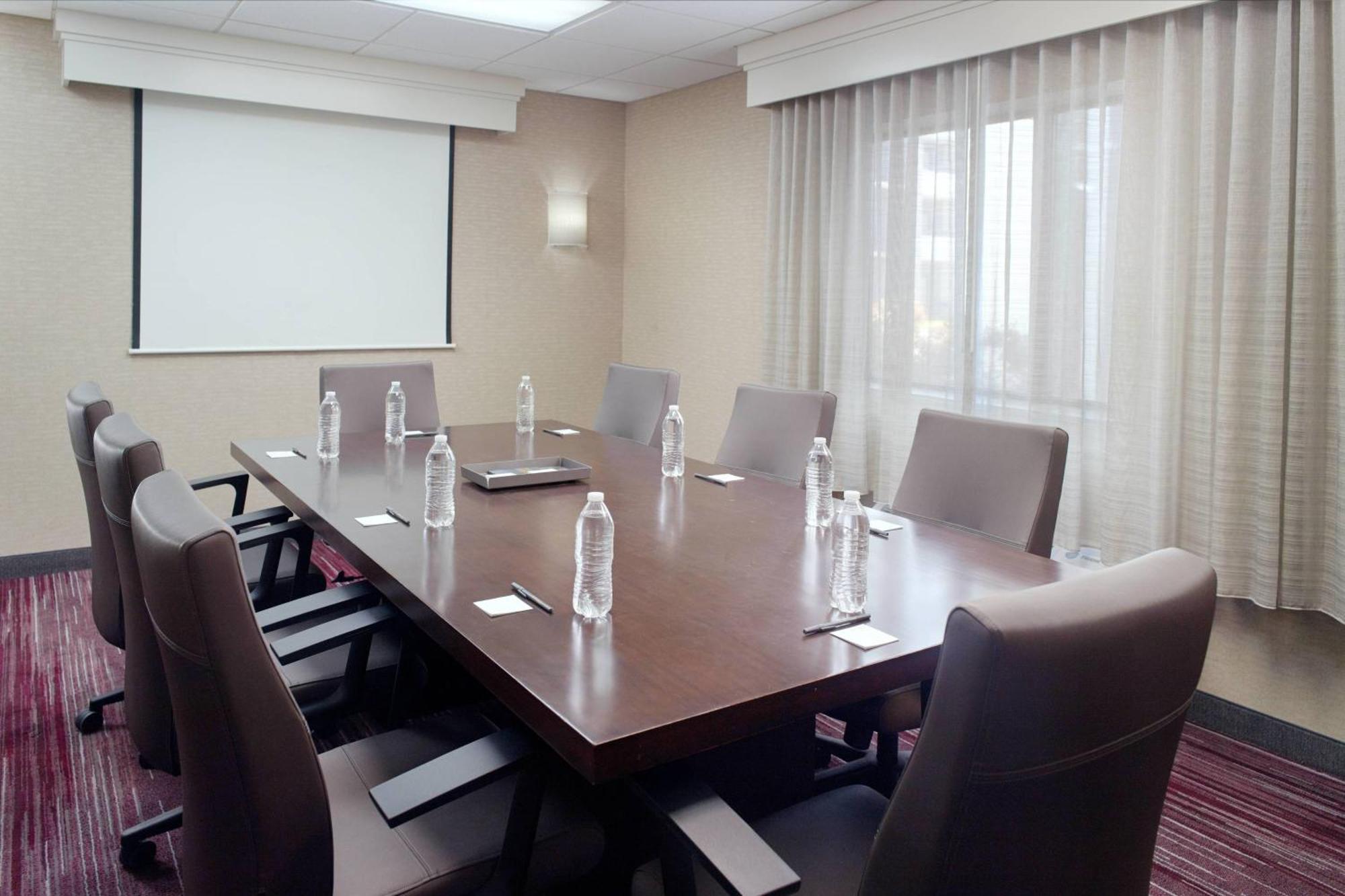 Courtyard Greenville Haywood Mall Экстерьер фото